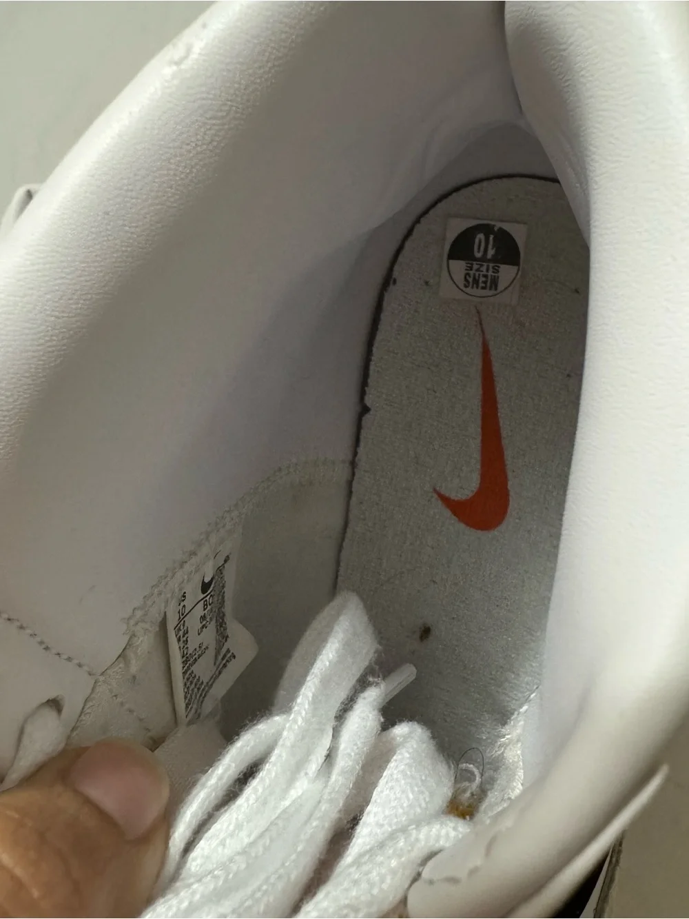 Mens US 10 -Nike Blazer Mid 77 Vintage White Black 2019 sneaker shoe